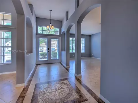 Entry Way - 10907 Australian Pine Dr, Riverview, FL 33579 photo 4 of 6