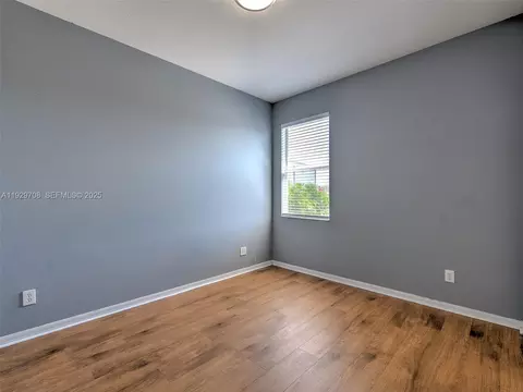 Bedroom - 10907 Australian Pine Dr, Riverview, FL 33579 photo 5 of 6