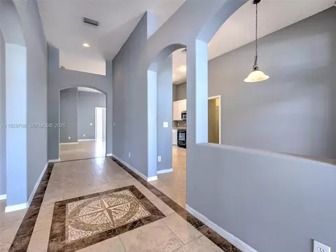 Entry Way - 10907 Australian Pine Dr, Riverview, FL 33579 photo 3 of 6