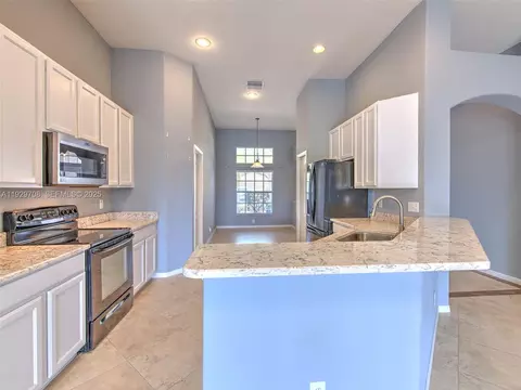 Kitchen - 10907 Australian Pine Dr, Riverview, FL 33579 photo 2 of 5