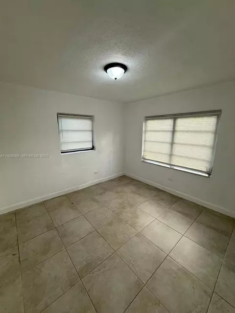 621 E 13th St, Hialeah, FL 33010 photo 21