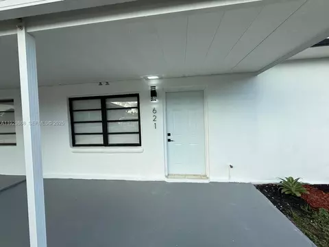 621 E 13th St, Hialeah, FL 33010 photo 10