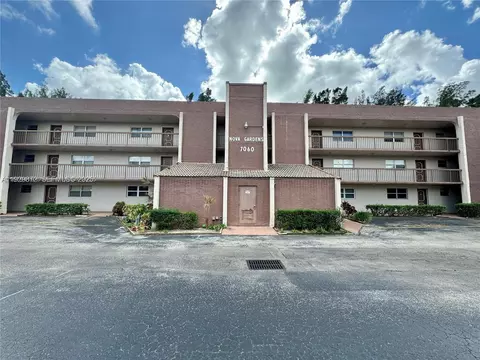 7060 Nova Dr #306C, Davie, FL 33317