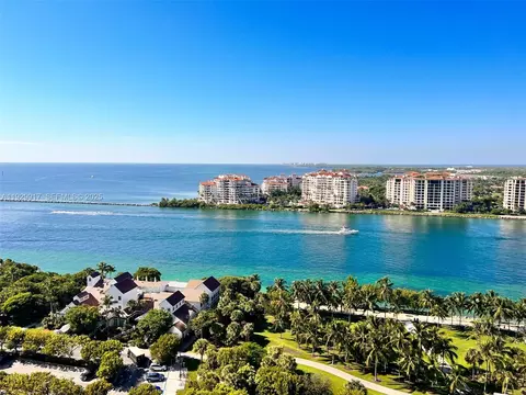 400 S Pointe Dr #2105, Miami Beach, FL 33139