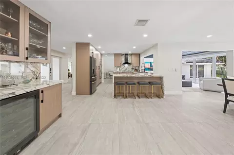 Kitchen - 8451 Dundee Ter, Miami Lakes, FL 33016 photo 1 of 5