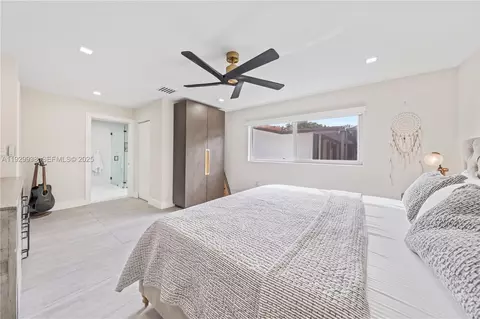 Bedroom - 8451 Dundee Ter, Miami Lakes, FL 33016 photo 3 of 7