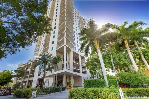 10 SW South River Dr #608, Miami, FL 33130