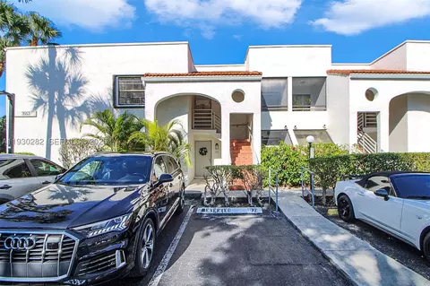 3553 Magellan Cir #317-1, Aventura, FL 33180