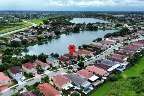 16955 SW 142nd Pl, Miami, FL 33177
