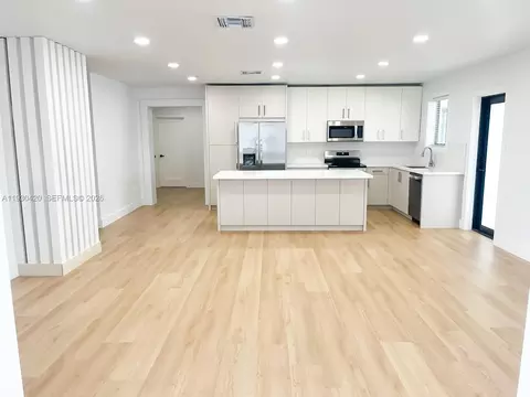 Living - 4990 E Palm Ct, Hialeah, FL 33013 photo 1 of 5