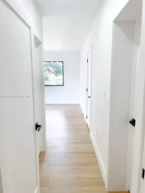 Entry Way - 4990 E Palm Ct, Hialeah, FL 33013 photo 3 of 3