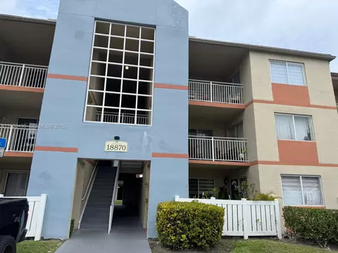 18870 NW 57th Ave #204, Hialeah, FL 33015