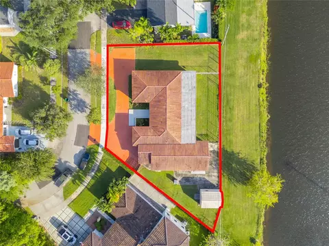 9380 SW 83rd St, Miami, FL 33173