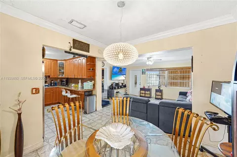 Other - 618 W 32nd St, Hialeah, FL 33012 photo 5 of 13
