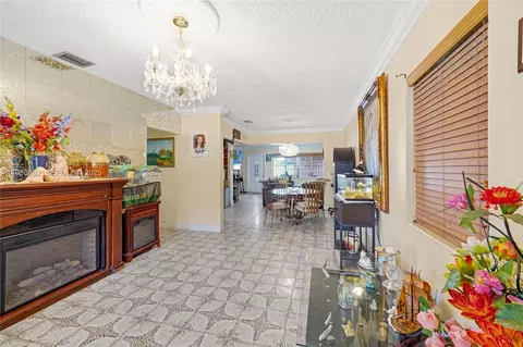 Entry Way - 618 W 32nd St, Hialeah, FL 33012 photo 1 of 1