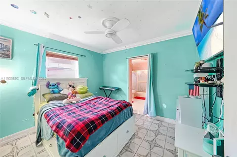 Bedroom - 618 W 32nd St, Hialeah, FL 33012 photo 2 of 4