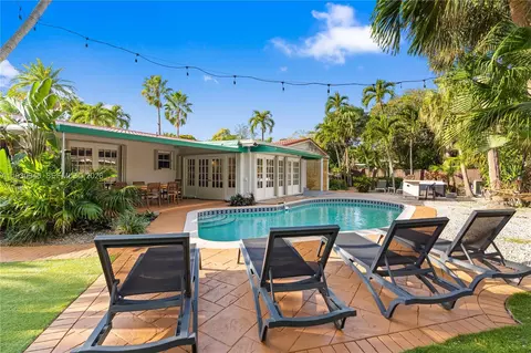 1344 Seabreeze Blvd, Fort Lauderdale, FL 33316