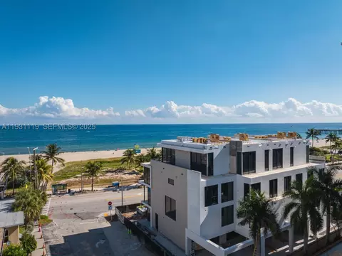 491 N Ocean Blvd #4, Pompano Beach, FL 33062