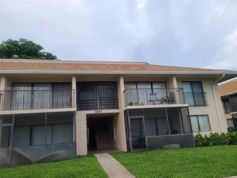 5901 Washington St #251, Hollywood, FL 33023