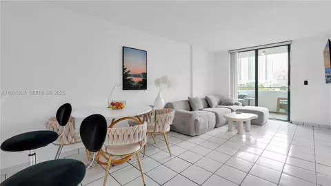 546 SW 1st St #603, Miami, FL 33130