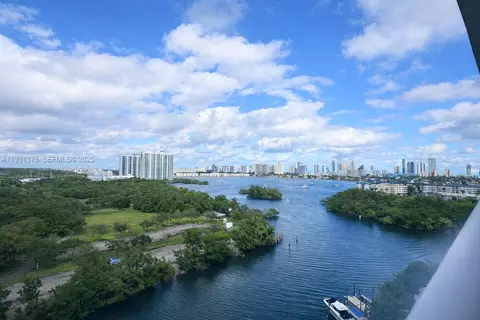 16385 Biscayne Blvd #1102, North Miami Beach, FL 33160
