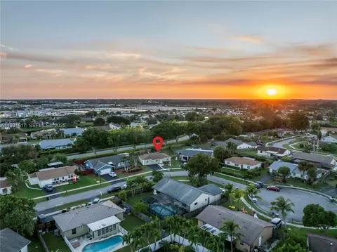9612 Wyoming Ct, Boca Raton, FL 33434