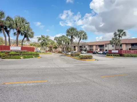 8041 Southgate Blvd #H1, North Lauderdale, FL 33068