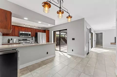 11867 SW 13th Ct #11867, Davie, FL 33325