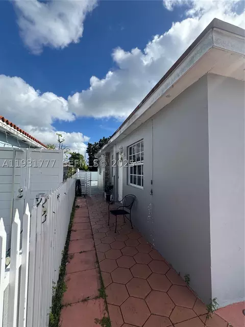 4841 W 2nd Ln, Hialeah, FL 33012 photo 5