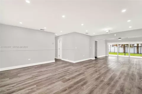 7932 Meridian St, Miramar, FL 33023
