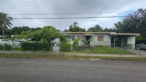 17000-17002 NE 3rd Ct, North Miami Beach, FL 33162