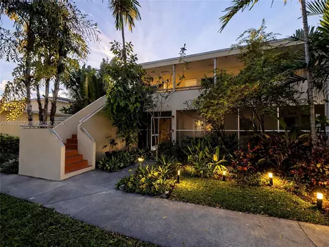 726 NE 92nd St #6L, Miami Shores, FL 33138