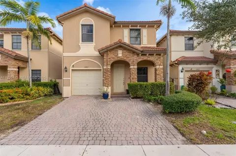 22813 SW 88th Path, Cutler Bay, FL 33190
