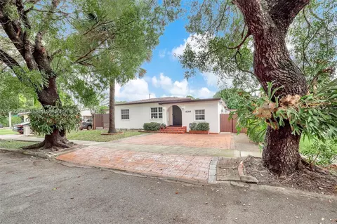 6266 SW 42nd St, Miami, FL 33155