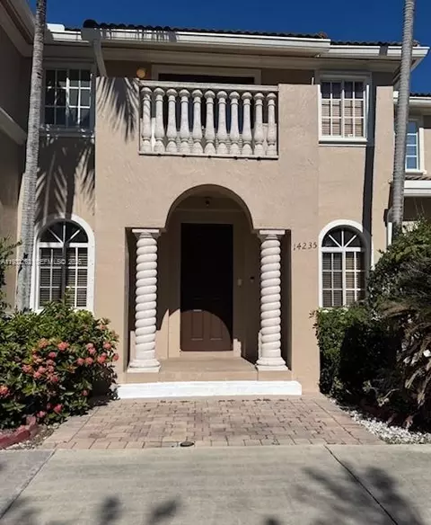 14235 SW 272nd Ln, Homestead, FL 33032