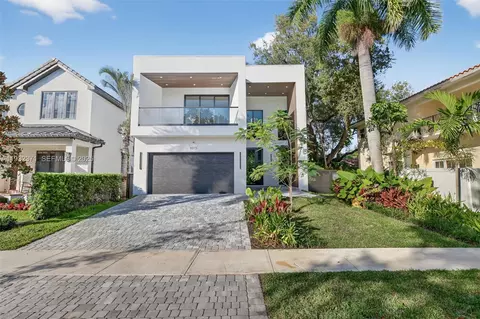 1013 SE 9th St, Fort Lauderdale, FL 33316