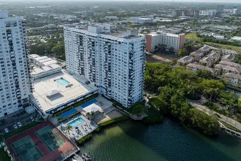 2780 NE 183rd St #1805, Aventura, FL 33160
