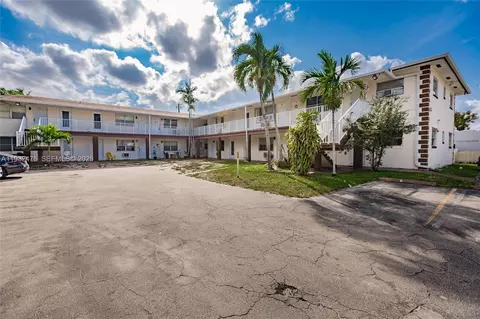 1816 Mckinley St #10, Hollywood, FL 33020