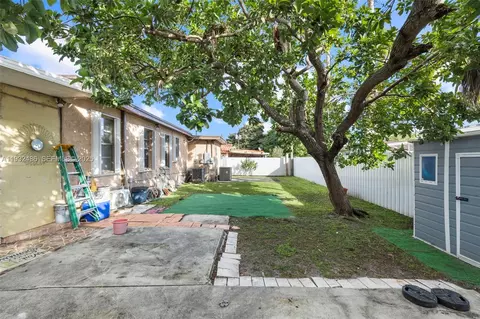 Exterior - 60 W 61st St, Hialeah, FL 33012 photo 3 of 4