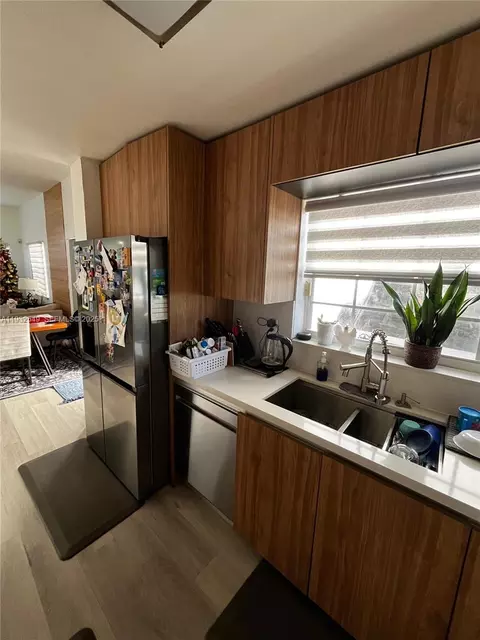 Kitchen - 16333 SW 139th Ct, Miami, FL 33177 photo 2 of 2