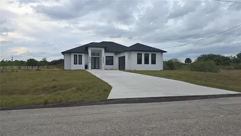 1317 Hines Ave, Lehigh Acres, FL 33972