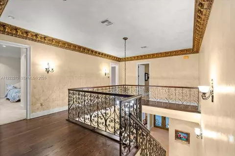 Entry Way - 12 Tidewater Dr, Ormond Beach, FL 32174 photo 6 of 9