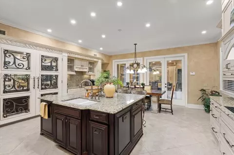 Kitchen - 12 Tidewater Dr, Ormond Beach, FL 32174 photo 5 of 6