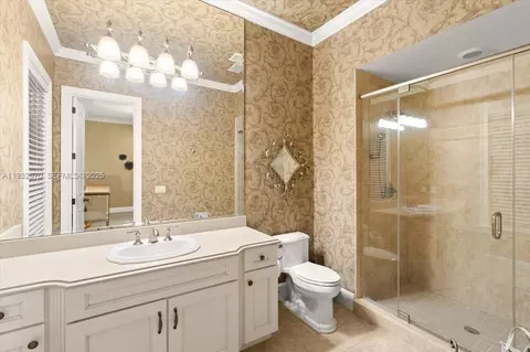 Bath - 12 Tidewater Dr, Ormond Beach, FL 32174 photo 7 of 11