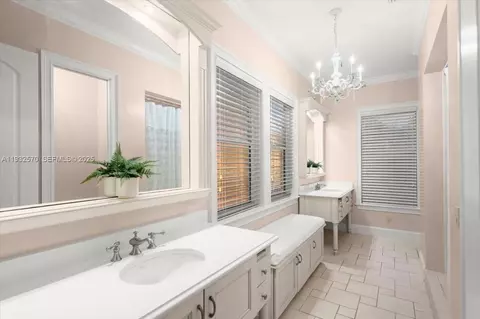 Bath - 12 Tidewater Dr, Ormond Beach, FL 32174 photo 5 of 11