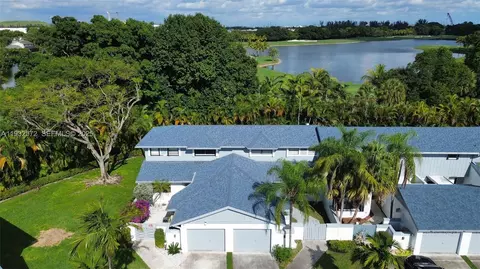 10109 NW 52nd Ter, Doral, FL 33178
