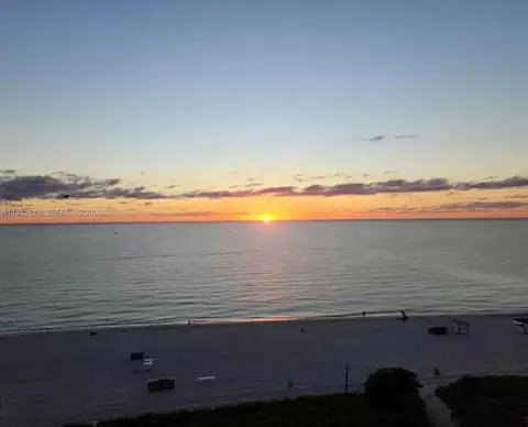 6423 Collins Ave #1005, Miami Beach, FL 33141