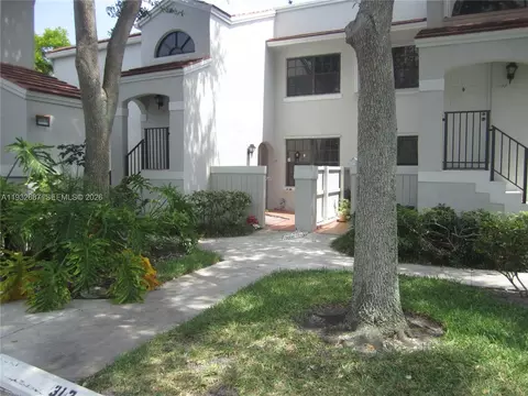 11989 NW 11th St #11989, Pembroke Pines, FL 33026
