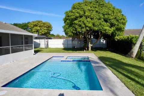 9549 Burlington Pl, Boca Raton, FL 33434