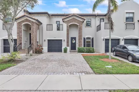11396 SW 238th St, Homestead, FL 33032